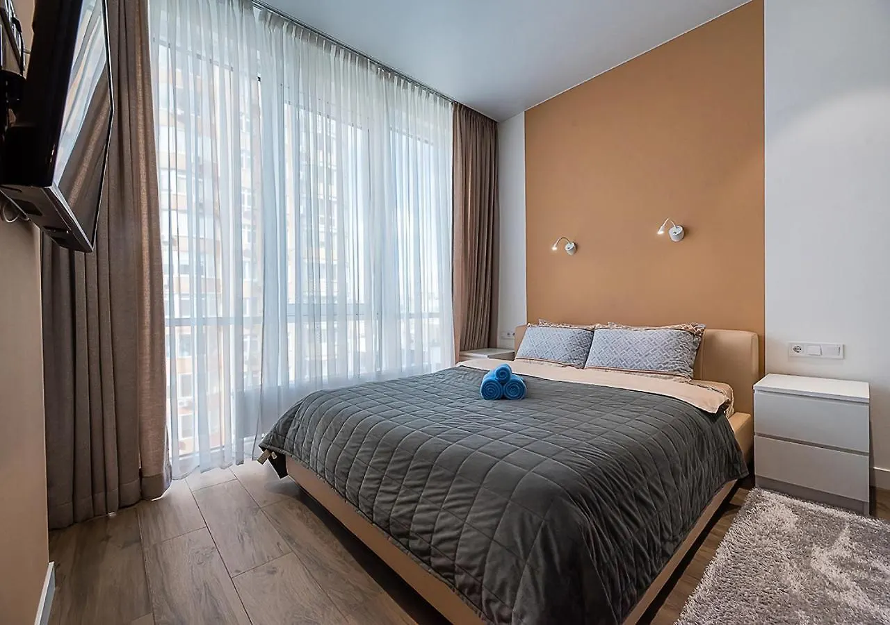 Дизайнерская квартира на Оболони в новом доме ЖК Smart Plaza Obolon Киев