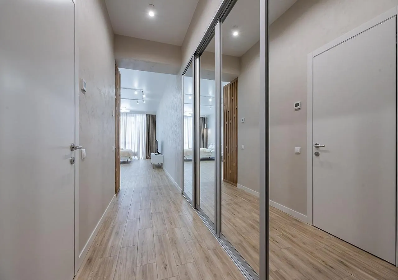 Smart Plaza Obolon: Designer Apartments Near Minska Metro Kyiv